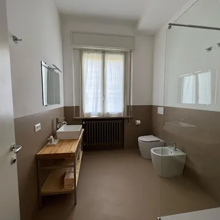 Civico 99 Bed and Breakfast Ραβένα